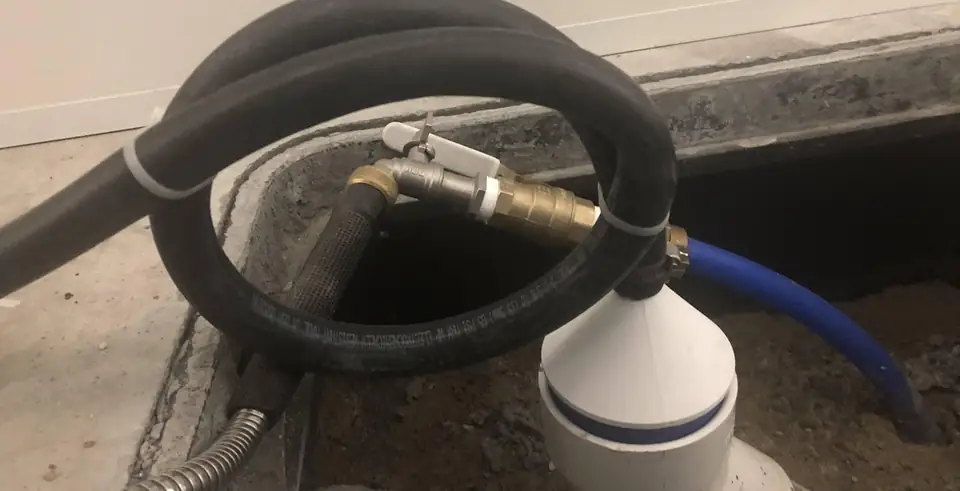Anti-smell plug: archived work image 3